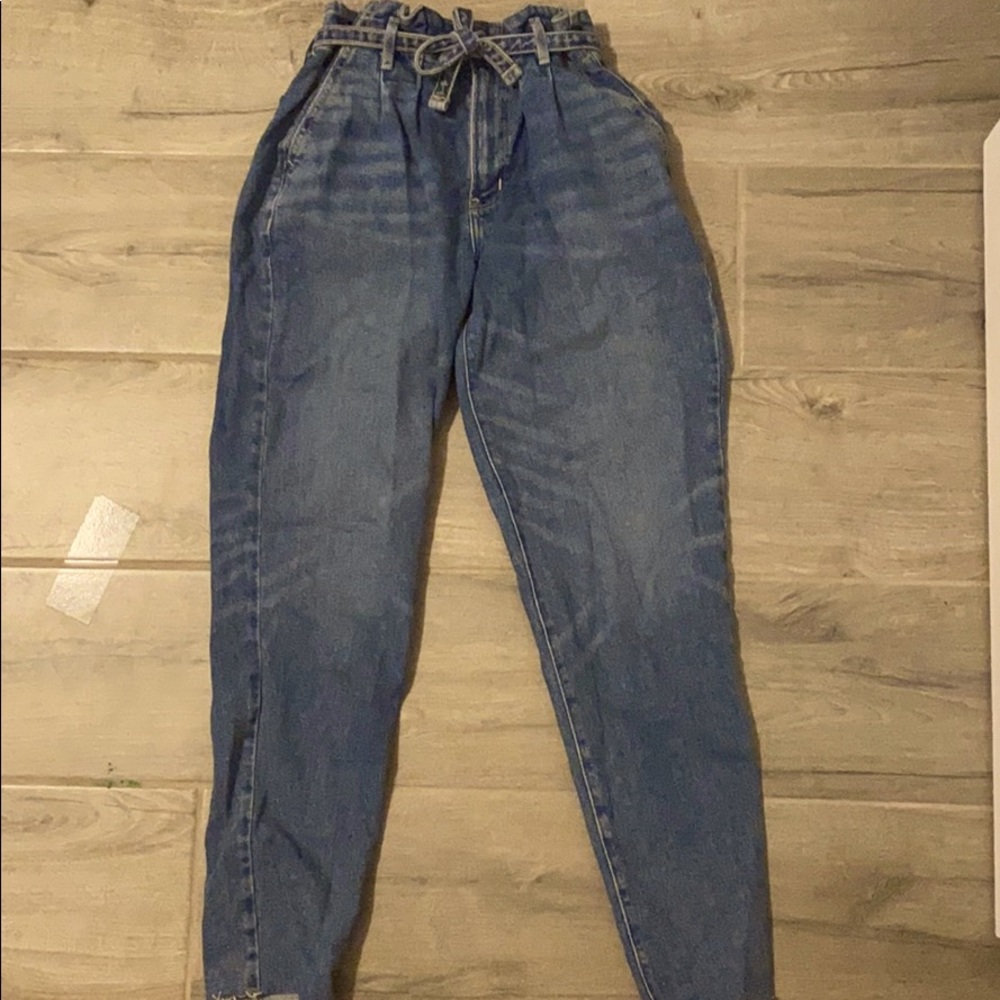 Paper bag waist Mom Jeans